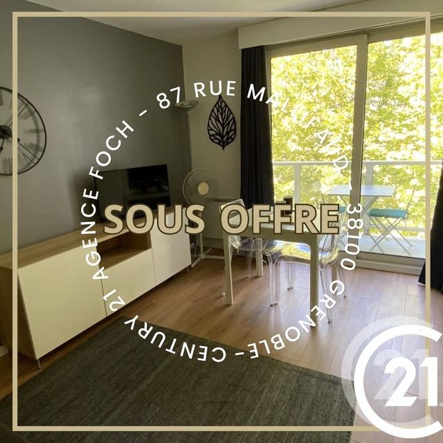 Appartement T2 à vendre - 2 pièces - 29.7 m2 - GRENOBLE - 38 - RHONE-ALPES - Century 21 Agence Foch