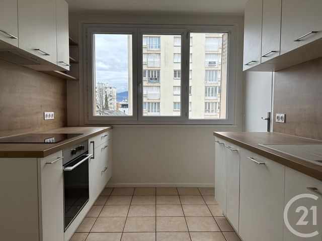 Appartement T4 à louer - 4 pièces - 68.0 m2 - GRENOBLE - 38 - RHONE-ALPES - Century 21 Agence Foch